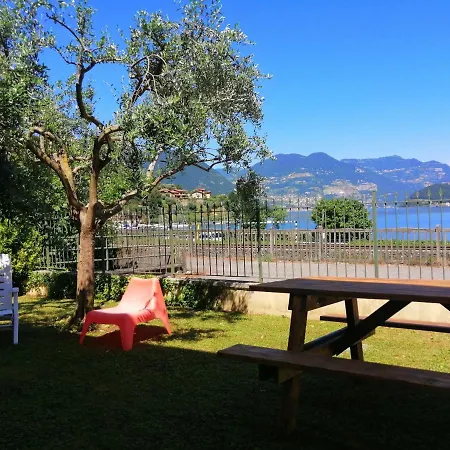 Casa Vistalago Vertine 公寓