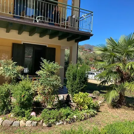 Casa Vistalago Vertine * 苏尔扎诺