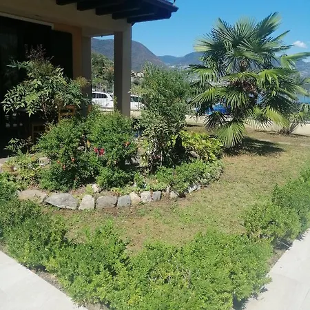 Casa Vistalago Vertine 公寓 苏尔扎诺